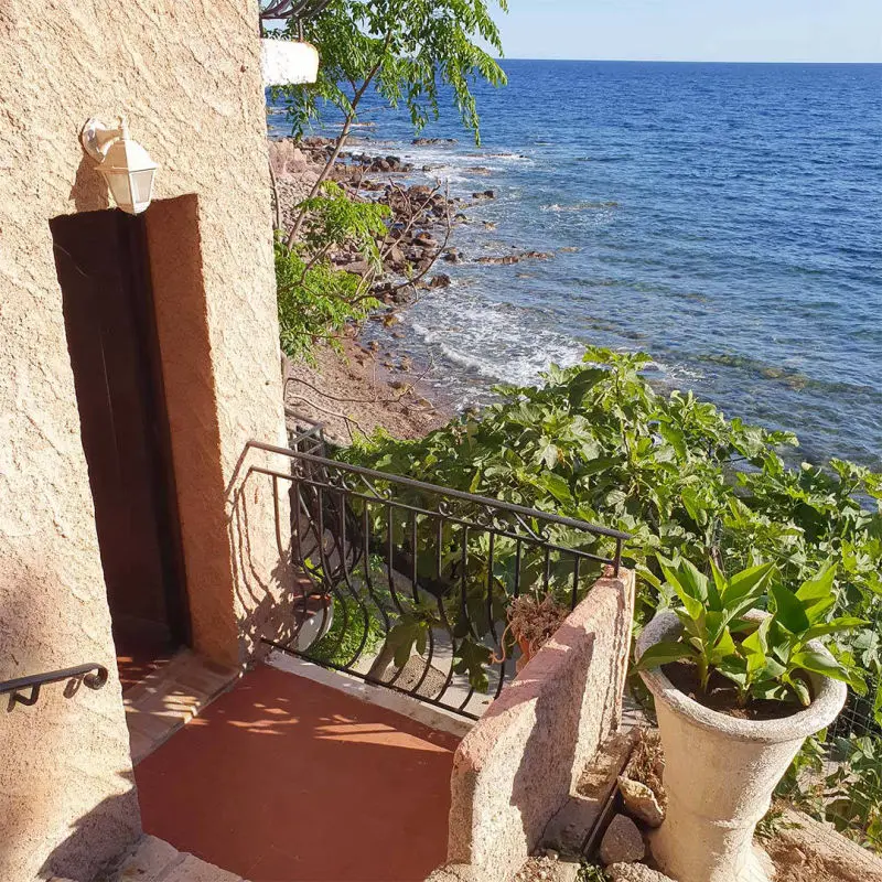 Studio Grand Bleu, Location saisonnière, par Peloola.com photographe à Saint-Raphaël